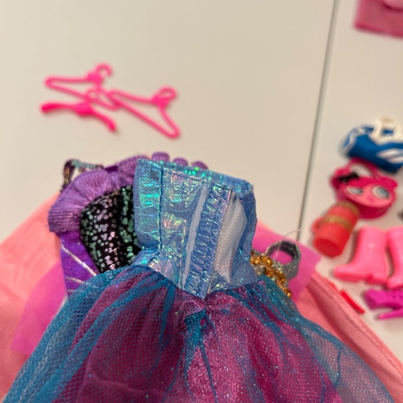 Jewel Girl and Cali Girl Barbie Lot - Picture 14 of 16